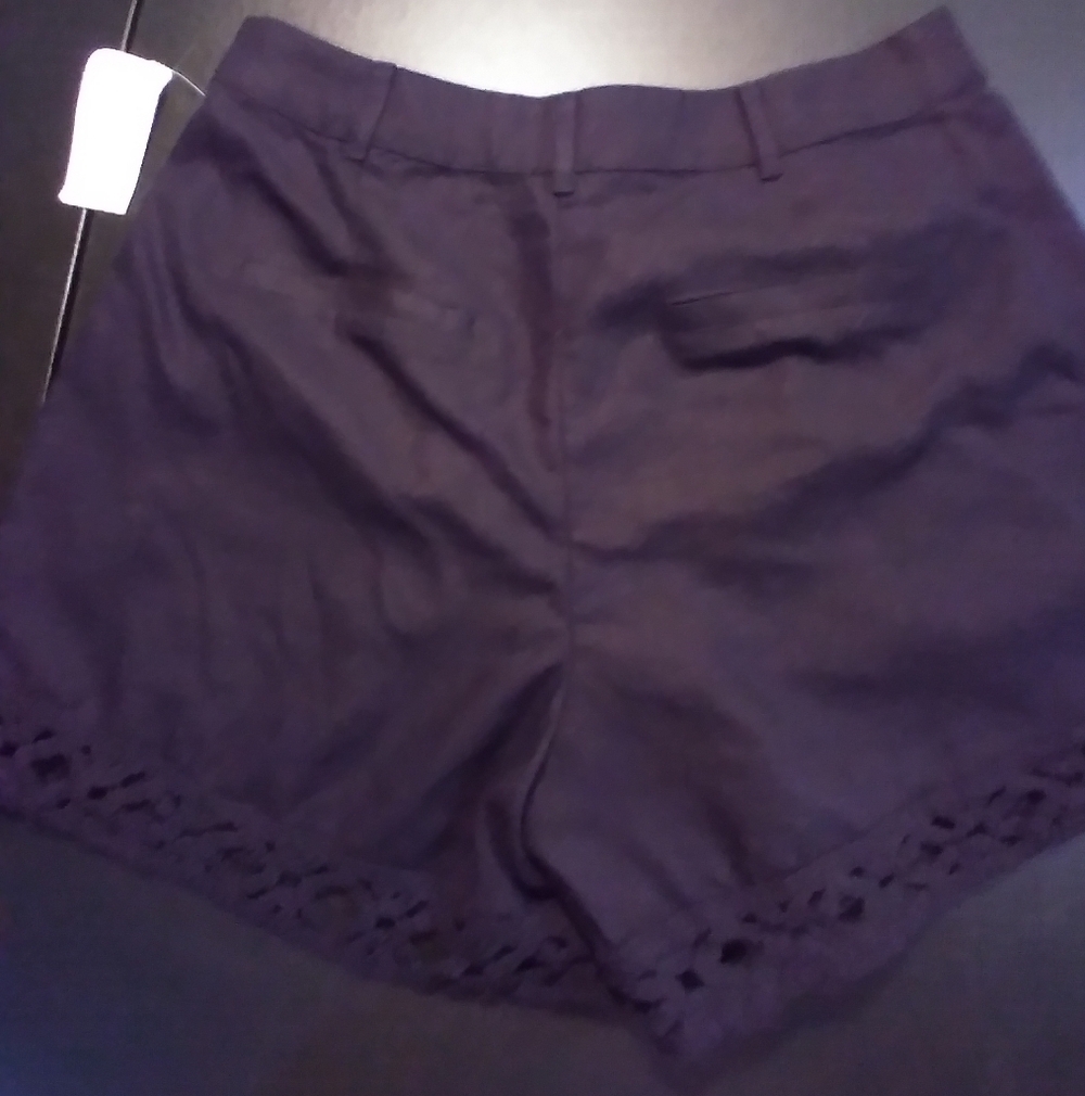 NWT INC Women's Black Shorts Embroidered Hem Pockets Formal Minimalist Event - Picture 8 of 8
